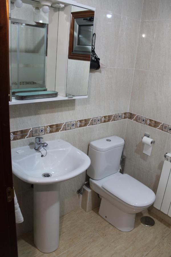 דירות א-קורוניה Camino Ingles Habitacion Luxe Doble Bano Y Cocina מראה חיצוני תמונה